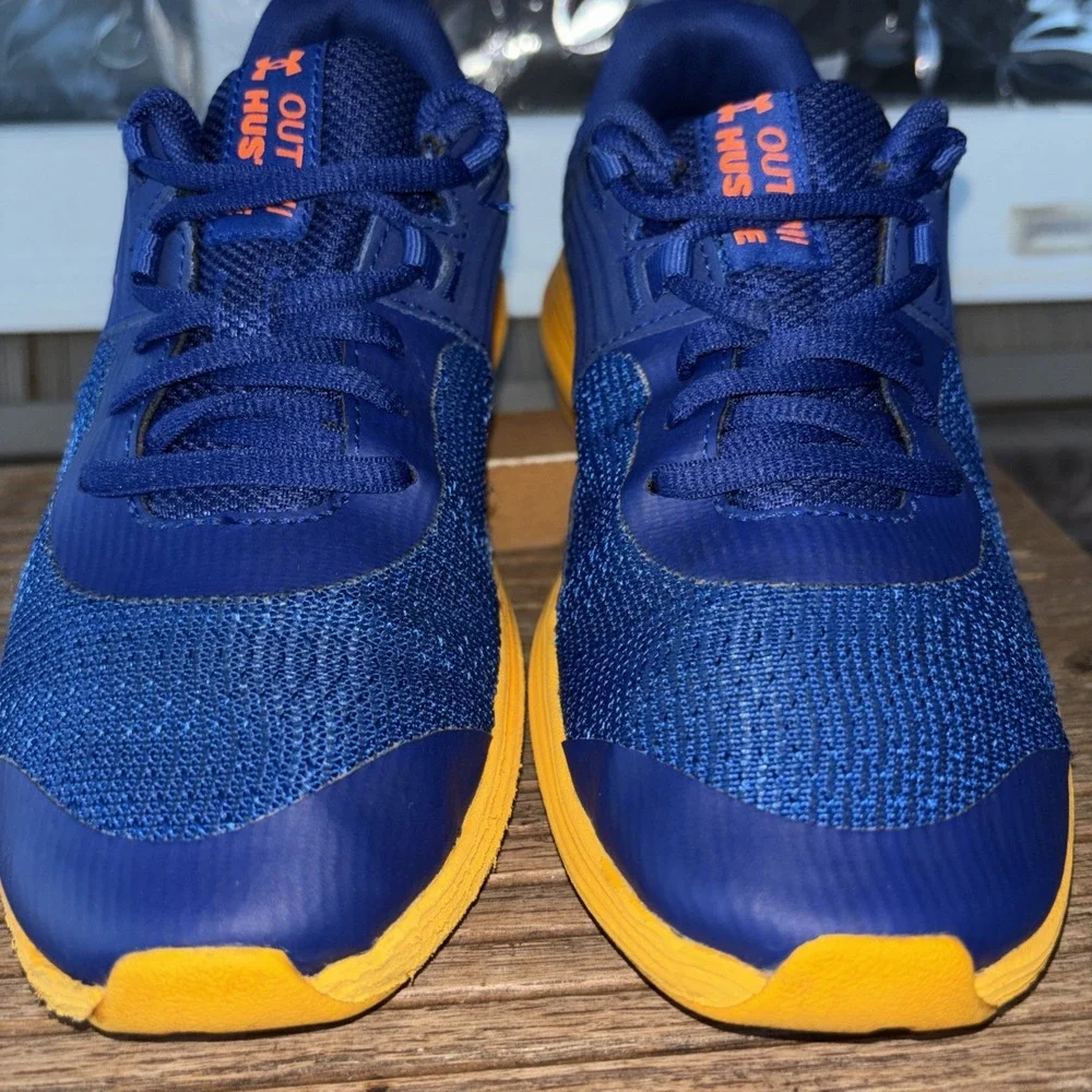 Under Armour Out Hustle Youth Blue With Orange Trim Shoes Size 3.5Y